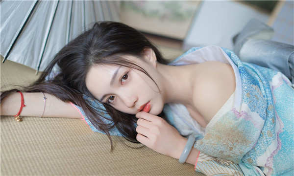 翠峦非试管代怀生子，帮助不孕不育患者家庭实现生育梦想